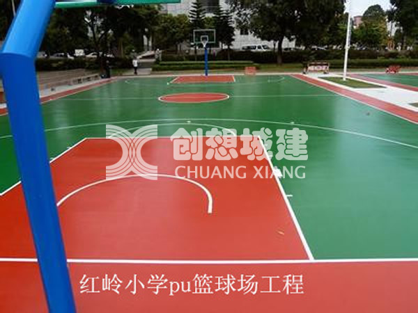 学校塑胶篮球场用什么材料做成的? 学校塑胶篮球场用什么材料做成的?