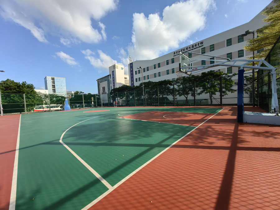 篮球场施工：香港中文大学（深圳）